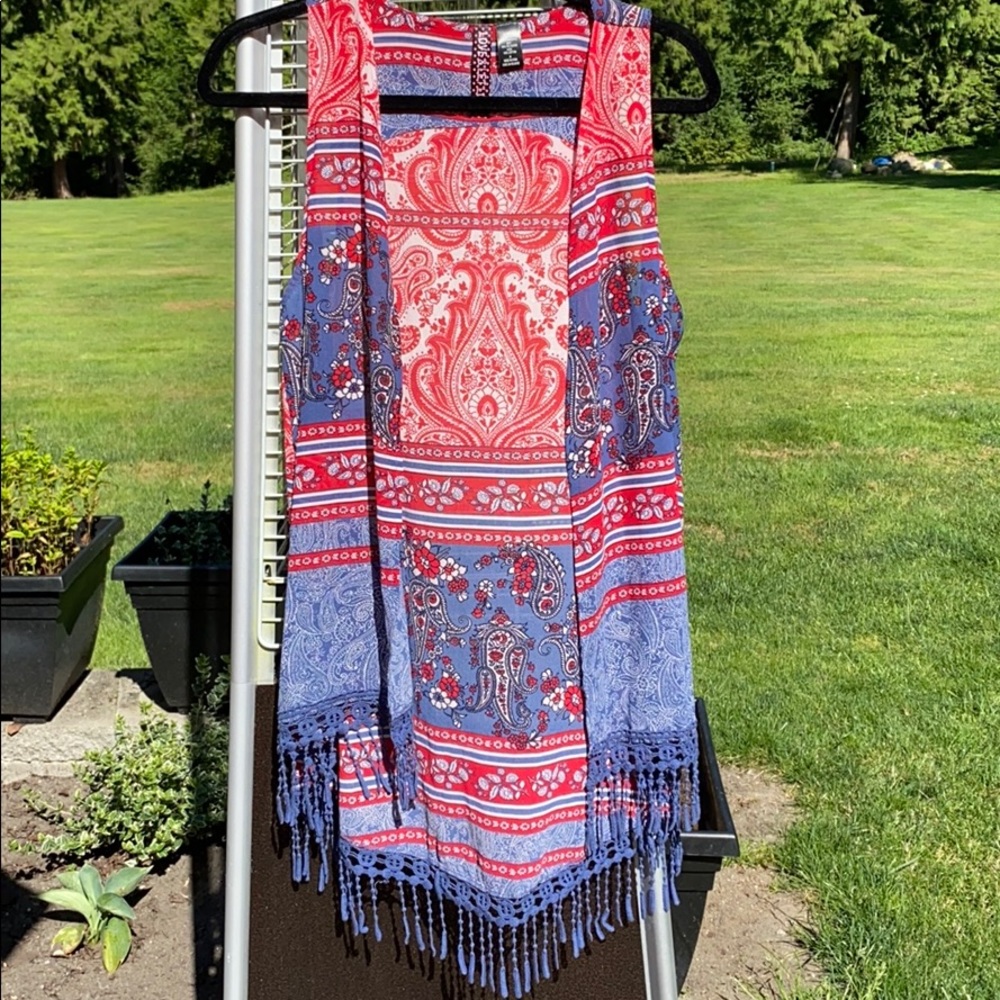 Love and Let Love bold paisley print.